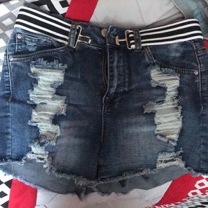 Urban Outfitters short